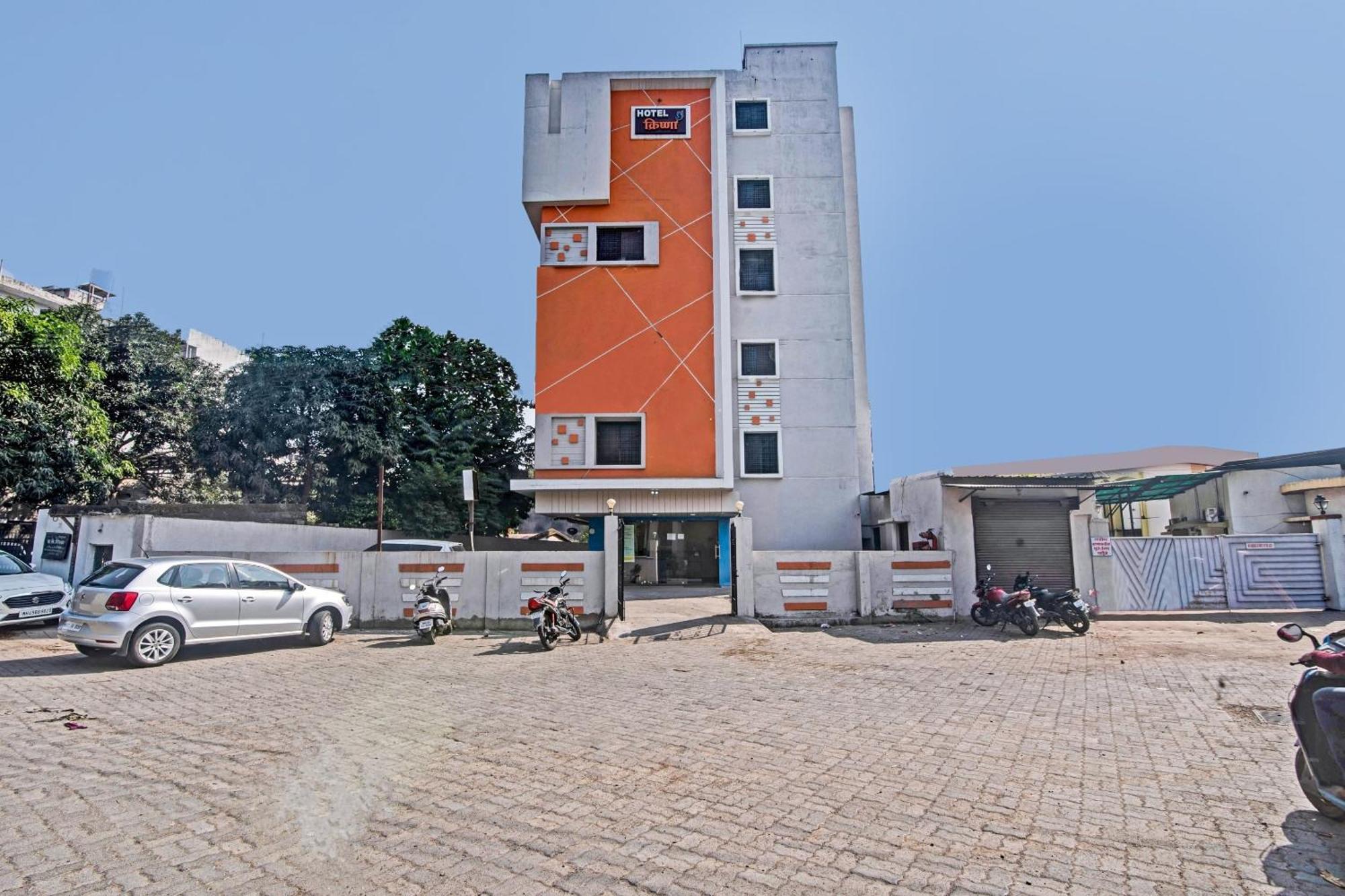 Townhouse 700 Hotel Krishna. นาคปุระ ภายนอก รูปภาพ